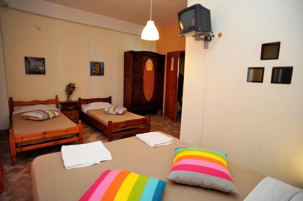 Pansion Andreas Tinos Room photo