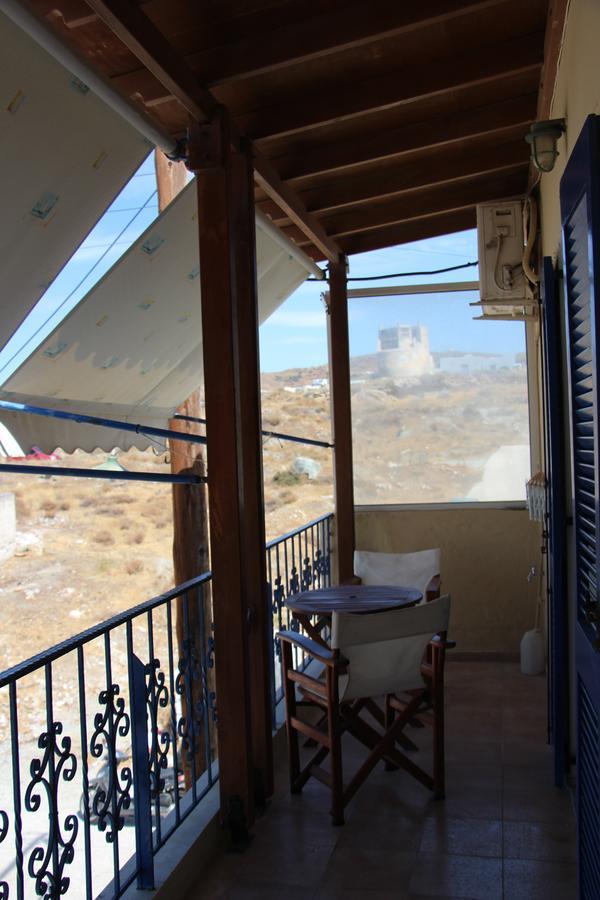 Pansion Andreas Tinos Exterior photo